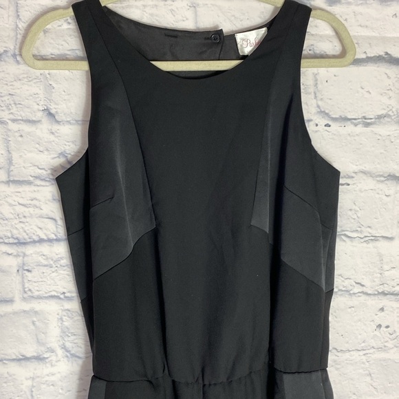 Parker Regina black sleeveless short romper medium NWT - Picture 3 of 8